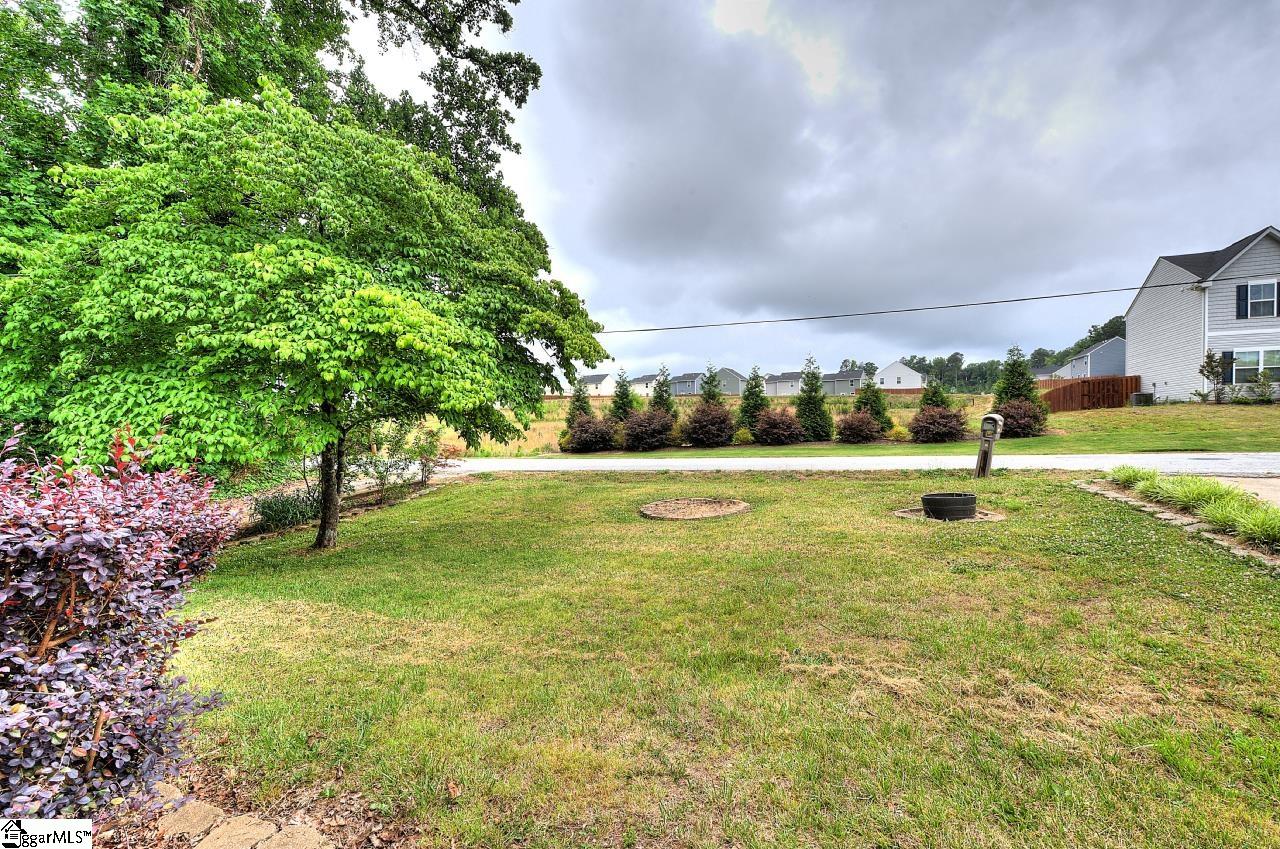216 Pinefield Drive Property Photo 33