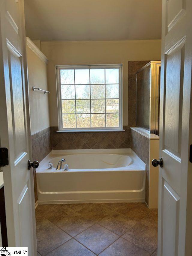 38 Golden Acre Court Property Photo 19