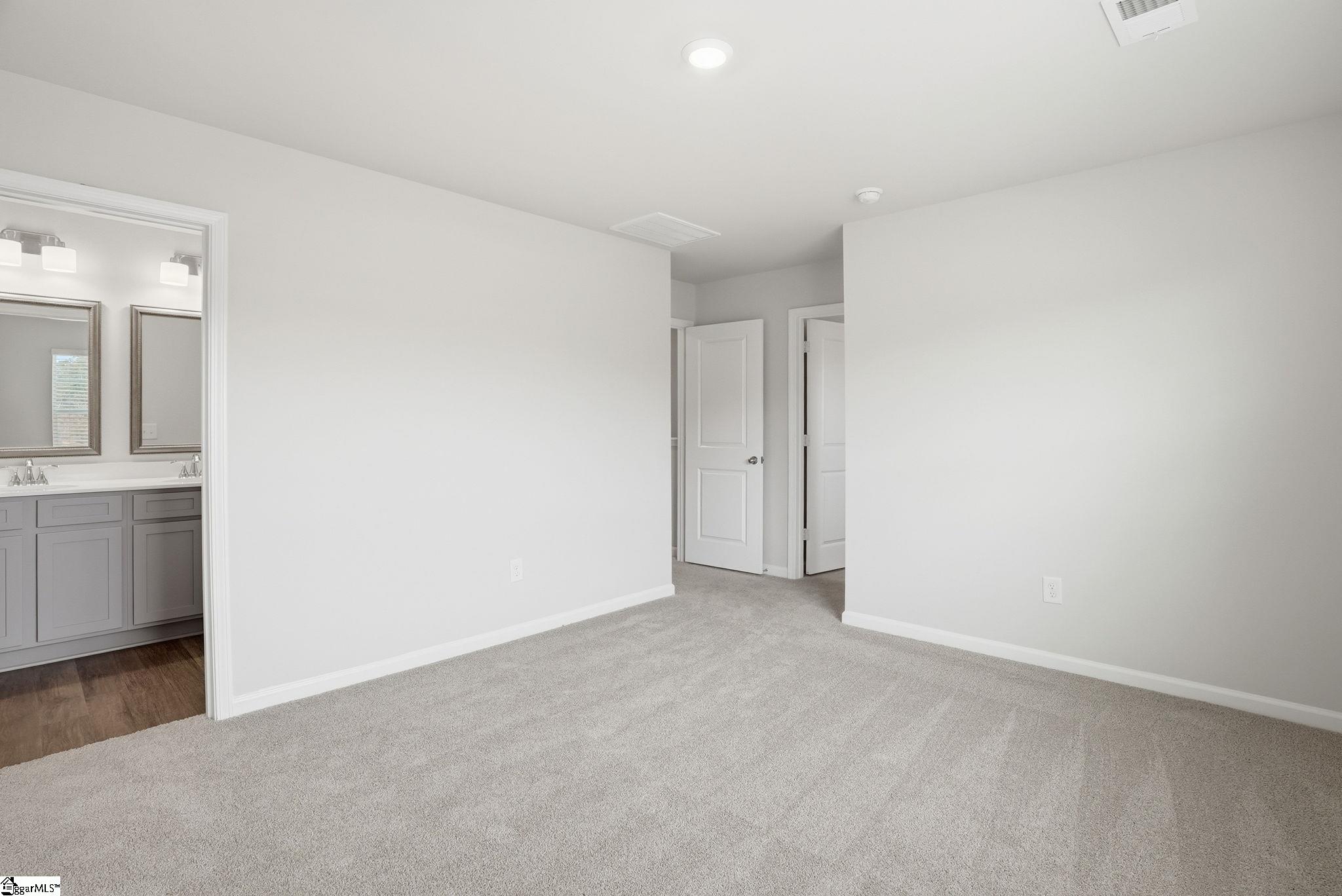 305 Lilac Loop Property Photo 22