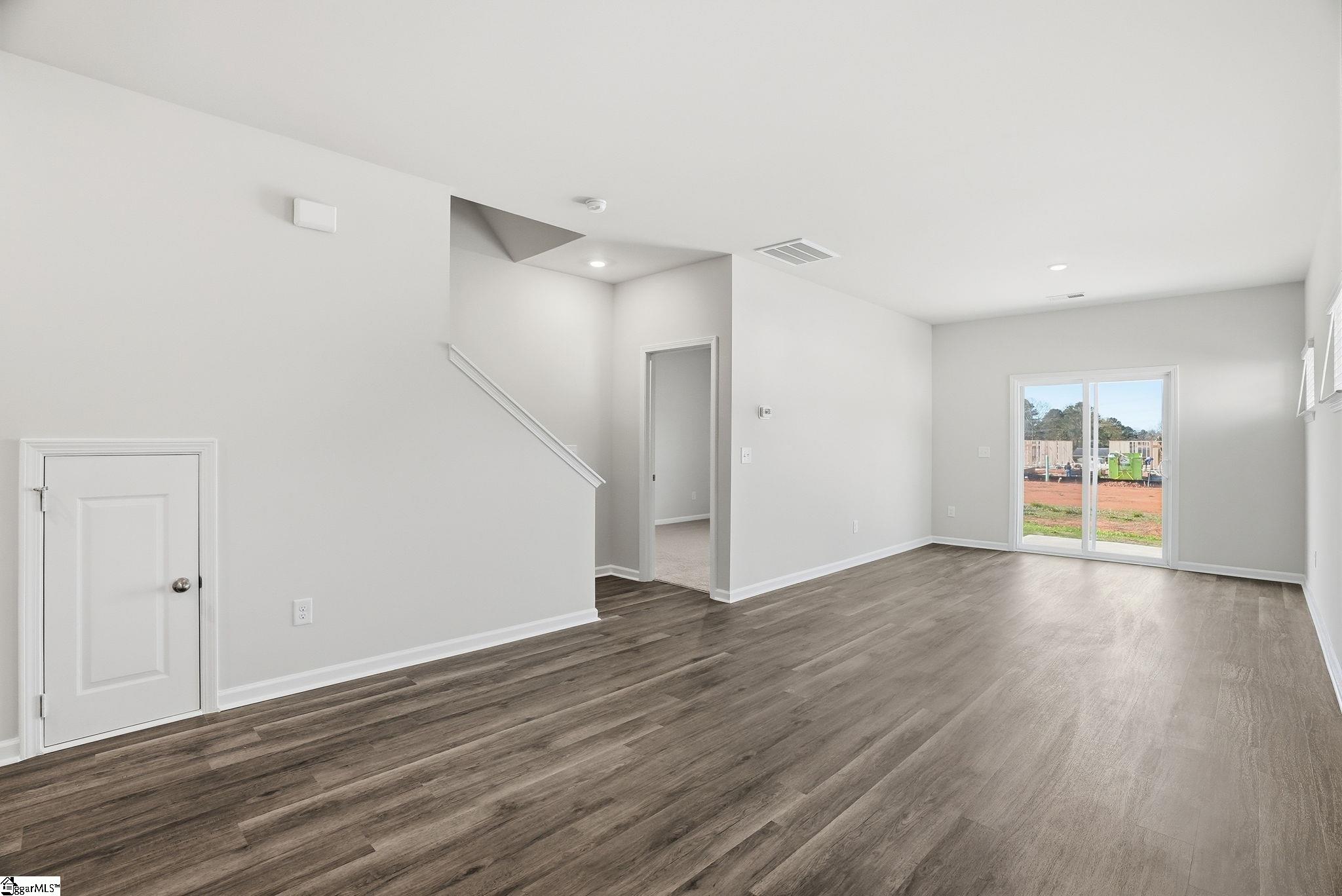 301 Lilac Loop Property Photo 10