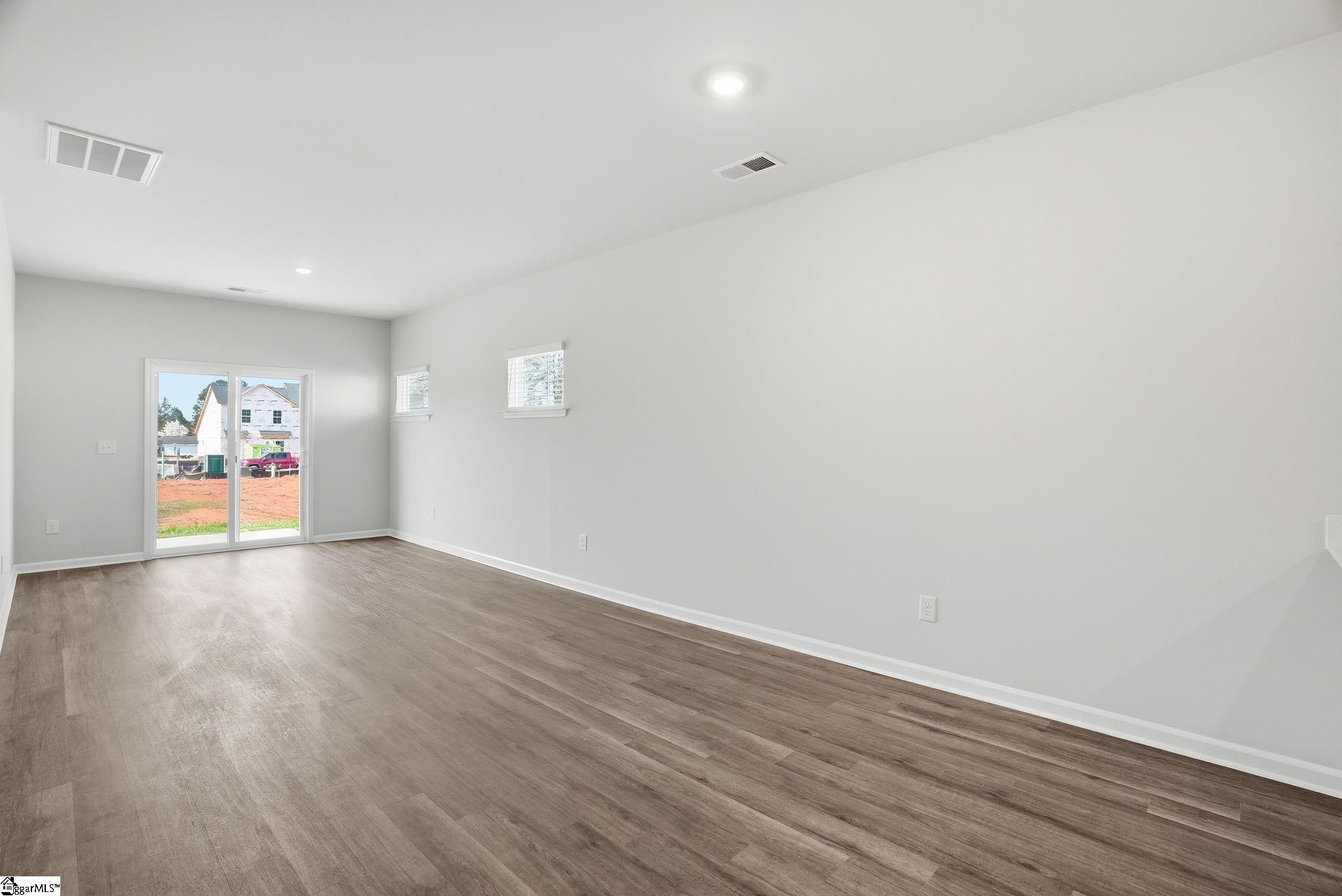 301 Lilac Loop Property Photo 11