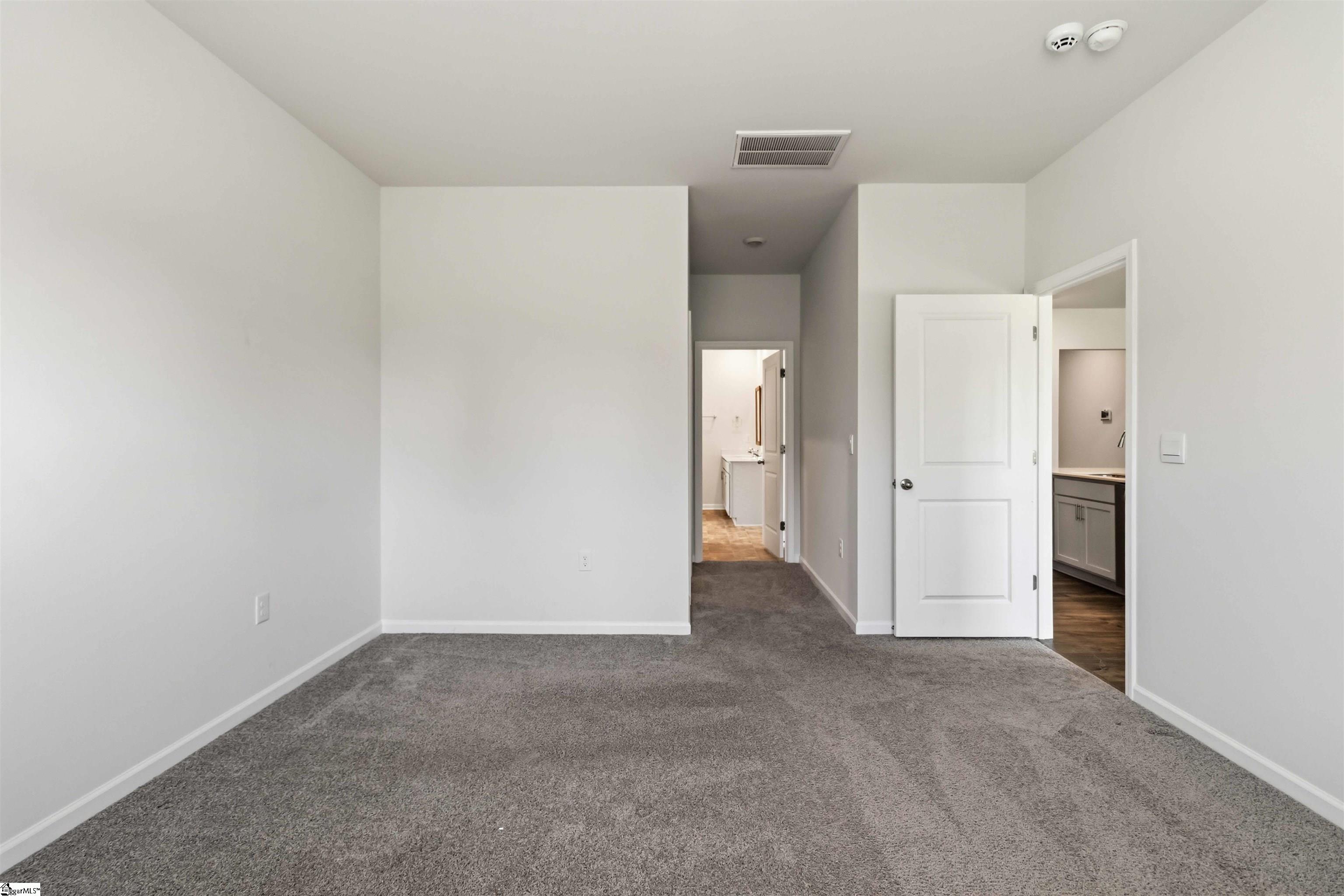 707 Bayridge Road Property Photo 13