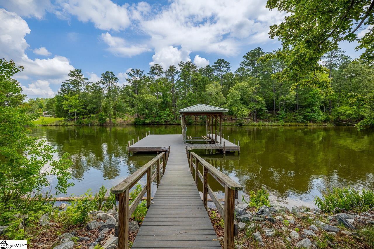 2511 & 2585 Pineland Shores Circle Property Photo 2