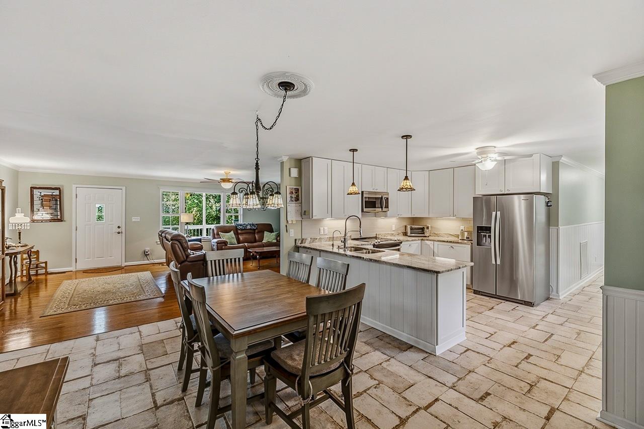 2511 & 2585 Pineland Shores Circle Property Photo 8