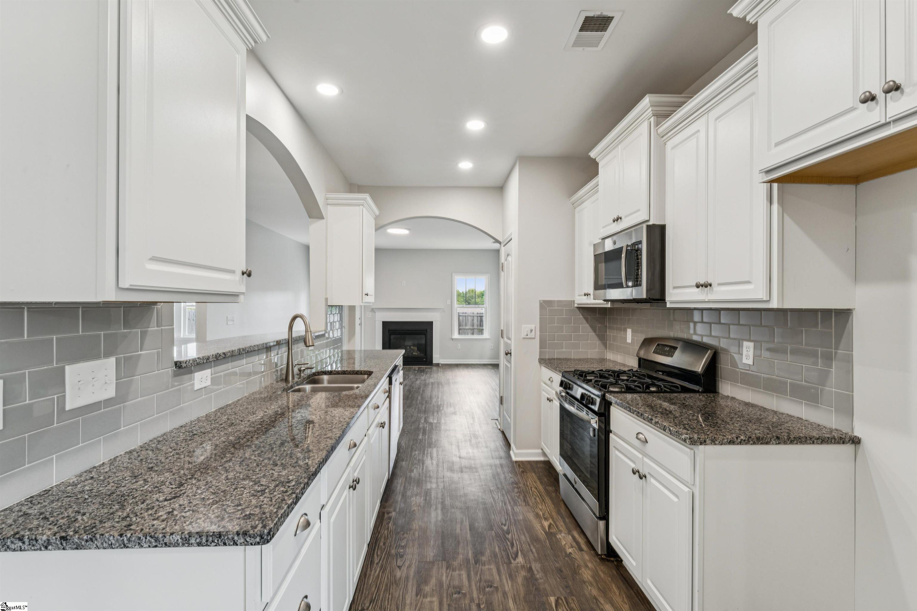 139 Eventine Way Property Photo 10