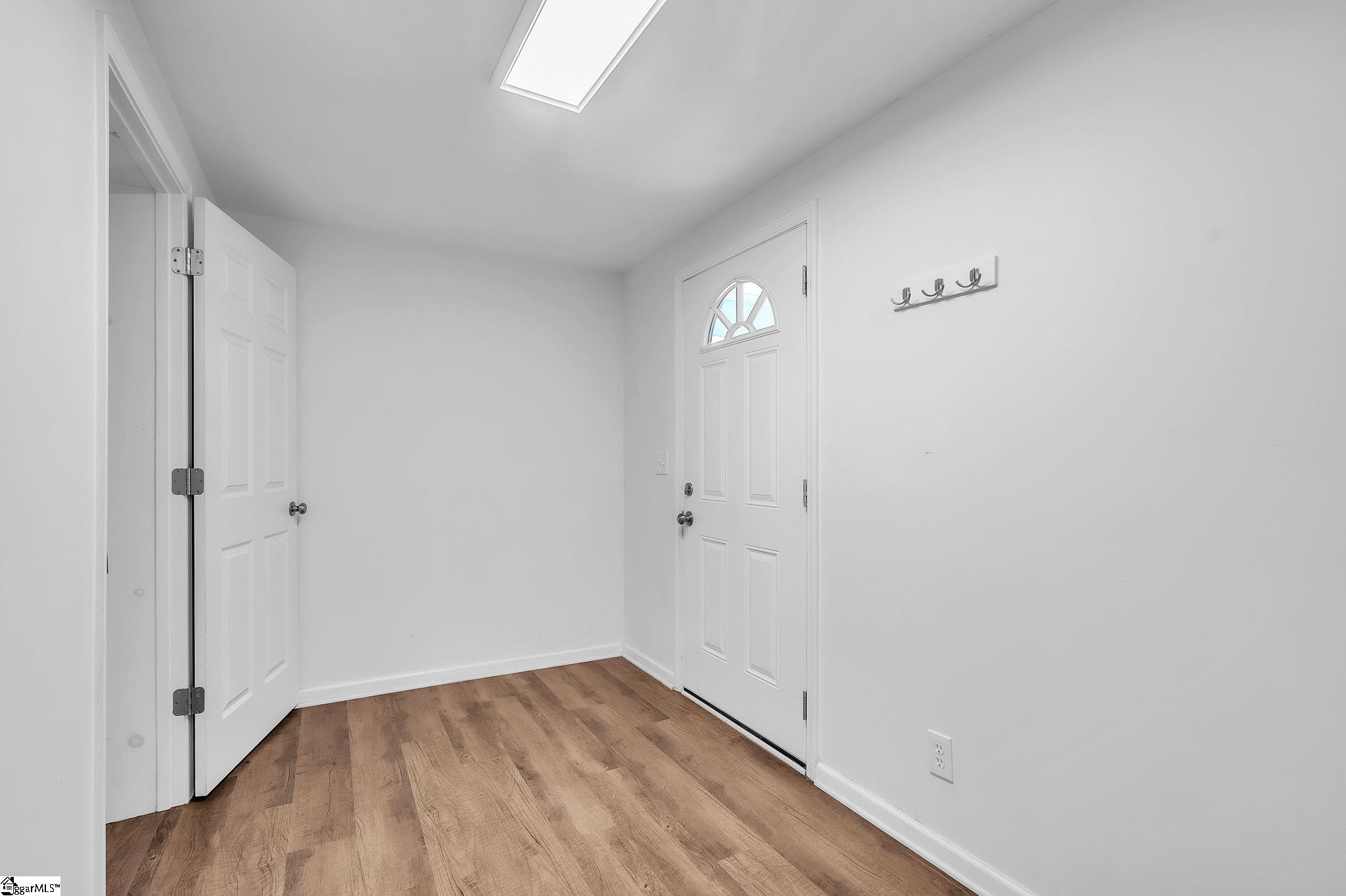 400 Fowler Road Property Photo 5