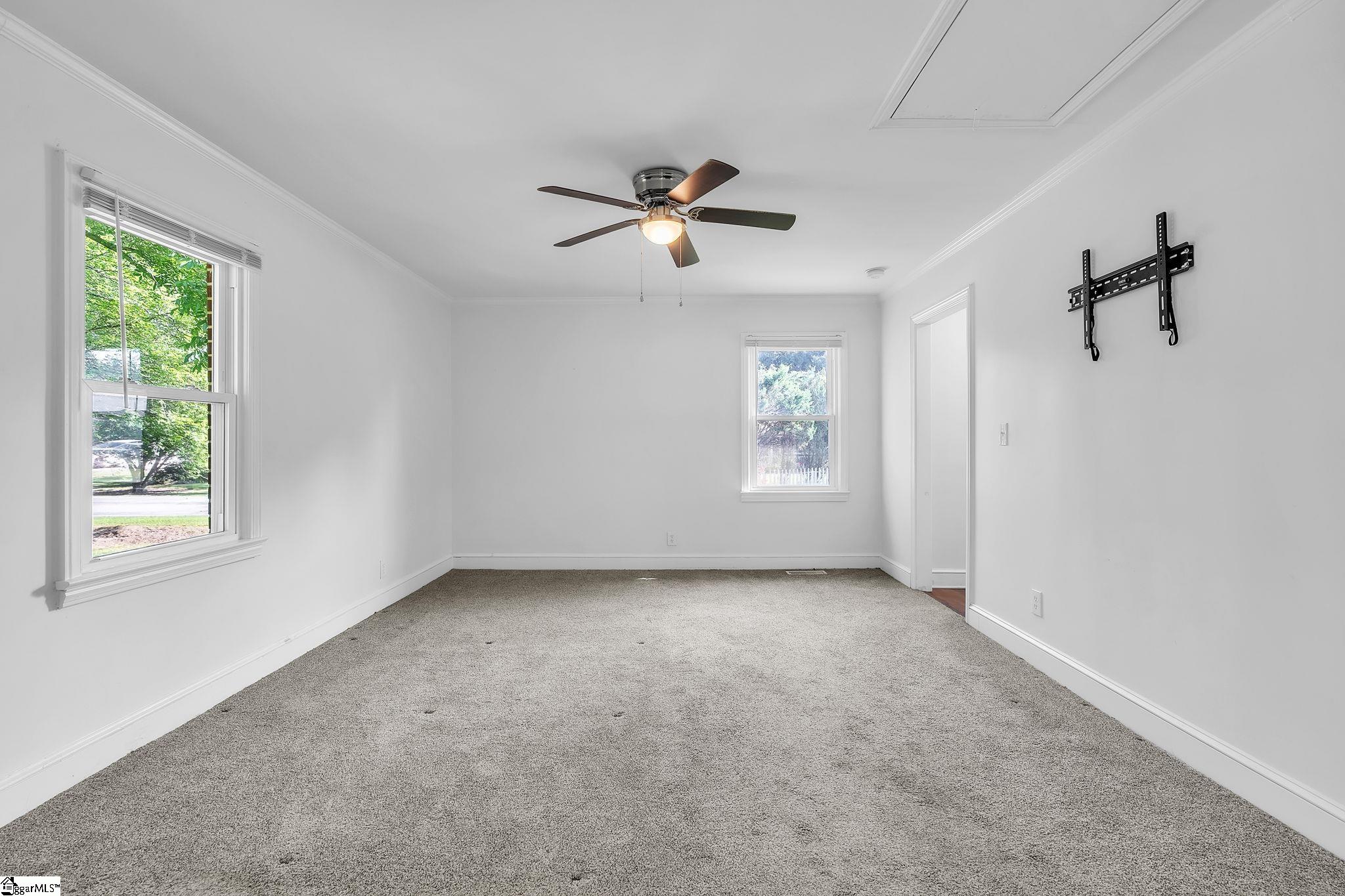 400 Fowler Road Property Photo 16