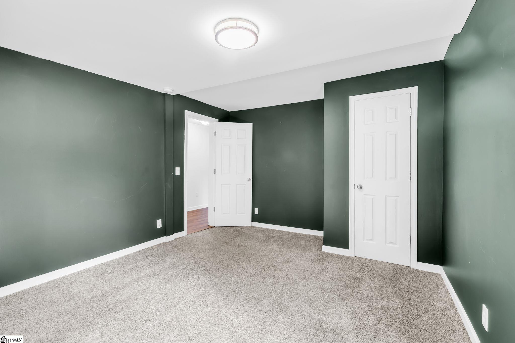 400 Fowler Road Property Photo 21