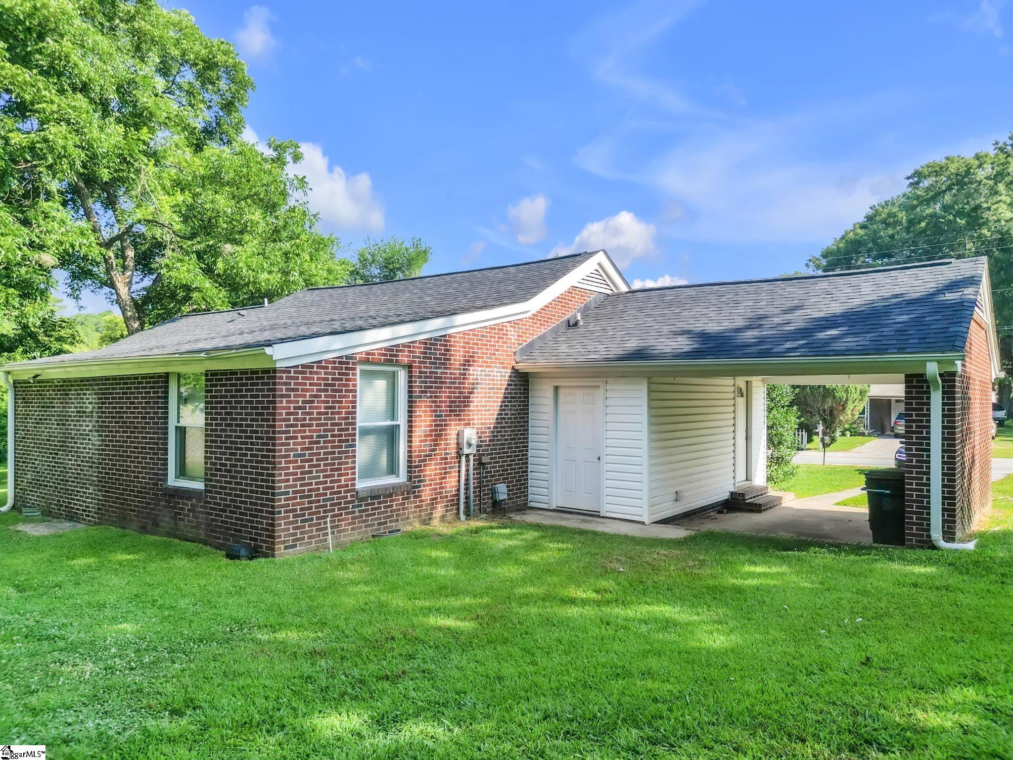 400 Fowler Road Property Photo 24