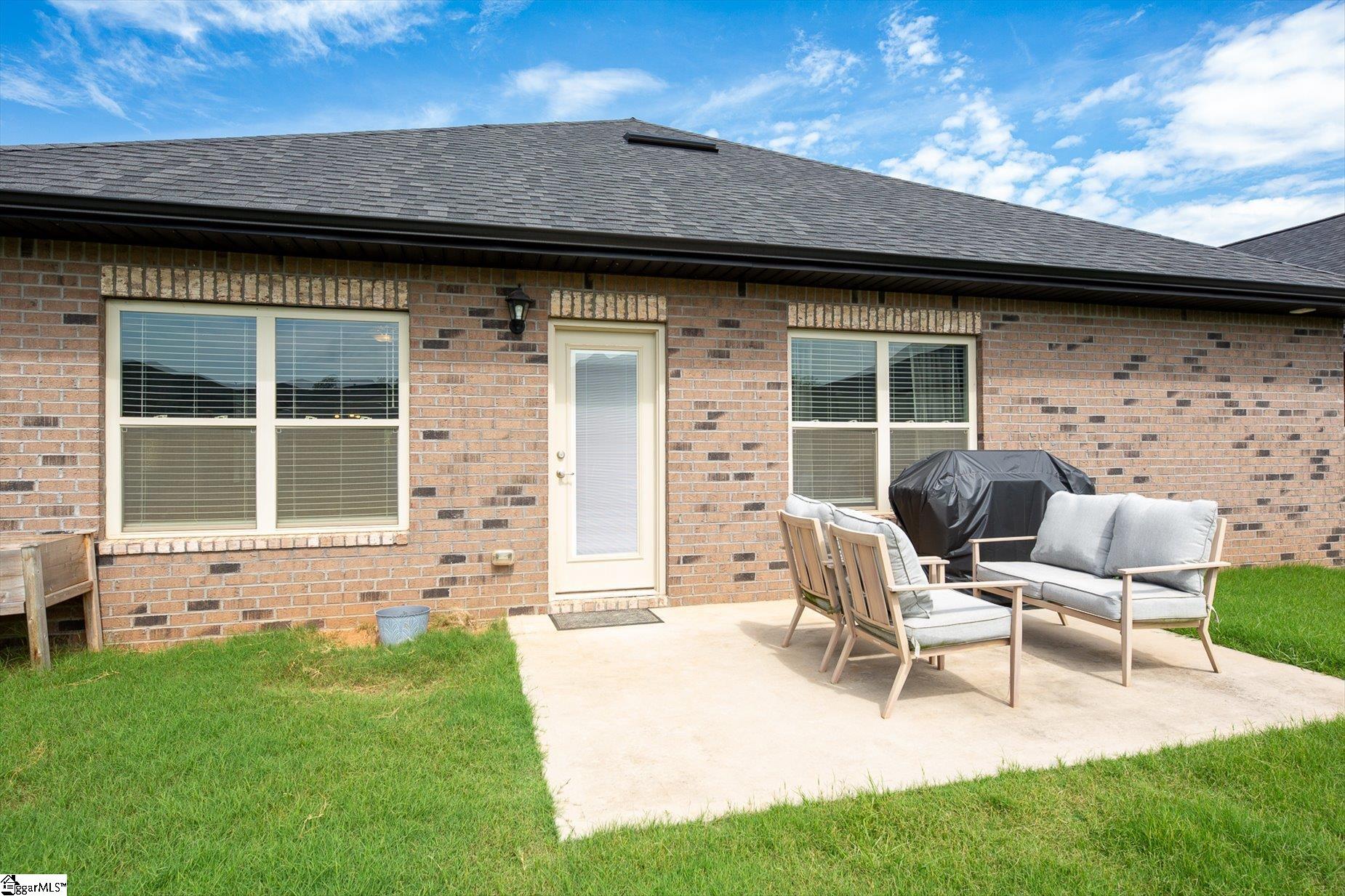 4 Woodcross Drive Property Photo 27