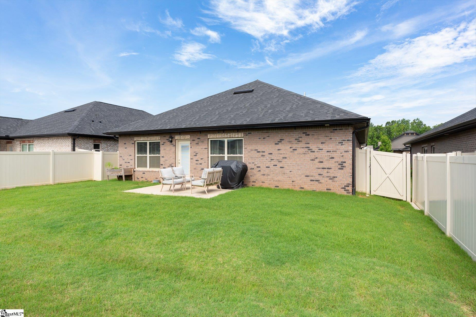 4 Woodcross Drive Property Photo 28