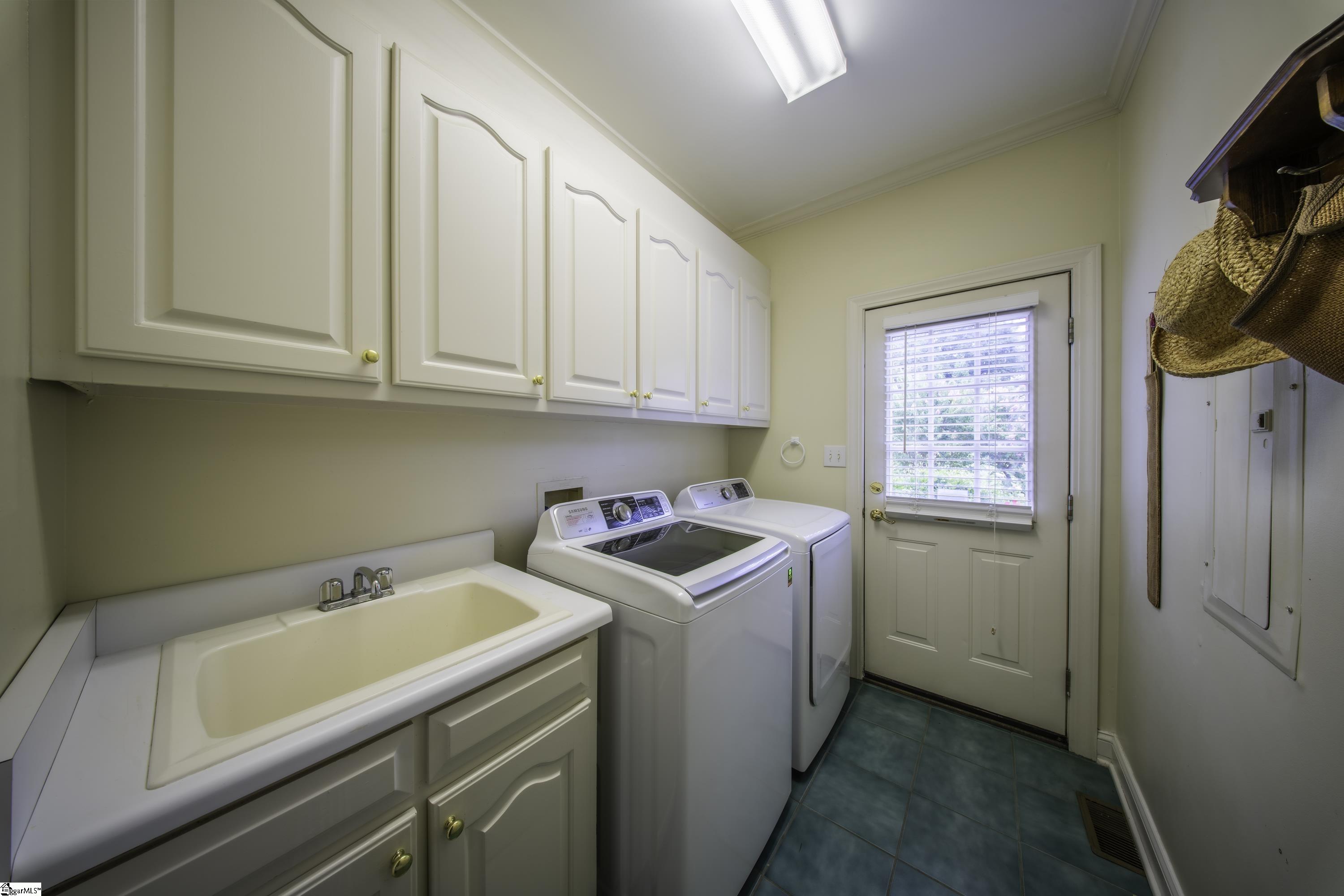 723 Sugar Pine Court Property Photo 37