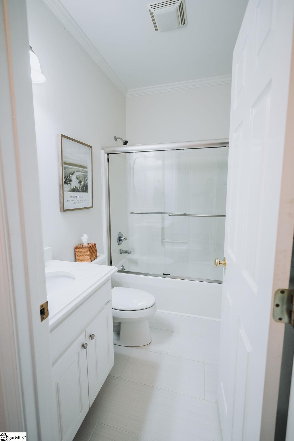 6 Lanshore Court Property Photo 22