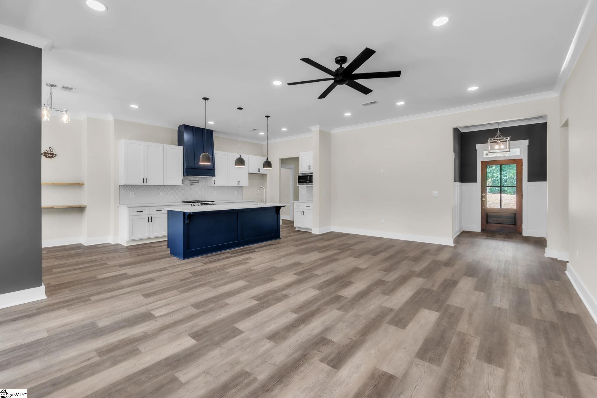206 Coker Road Property Photo 2
