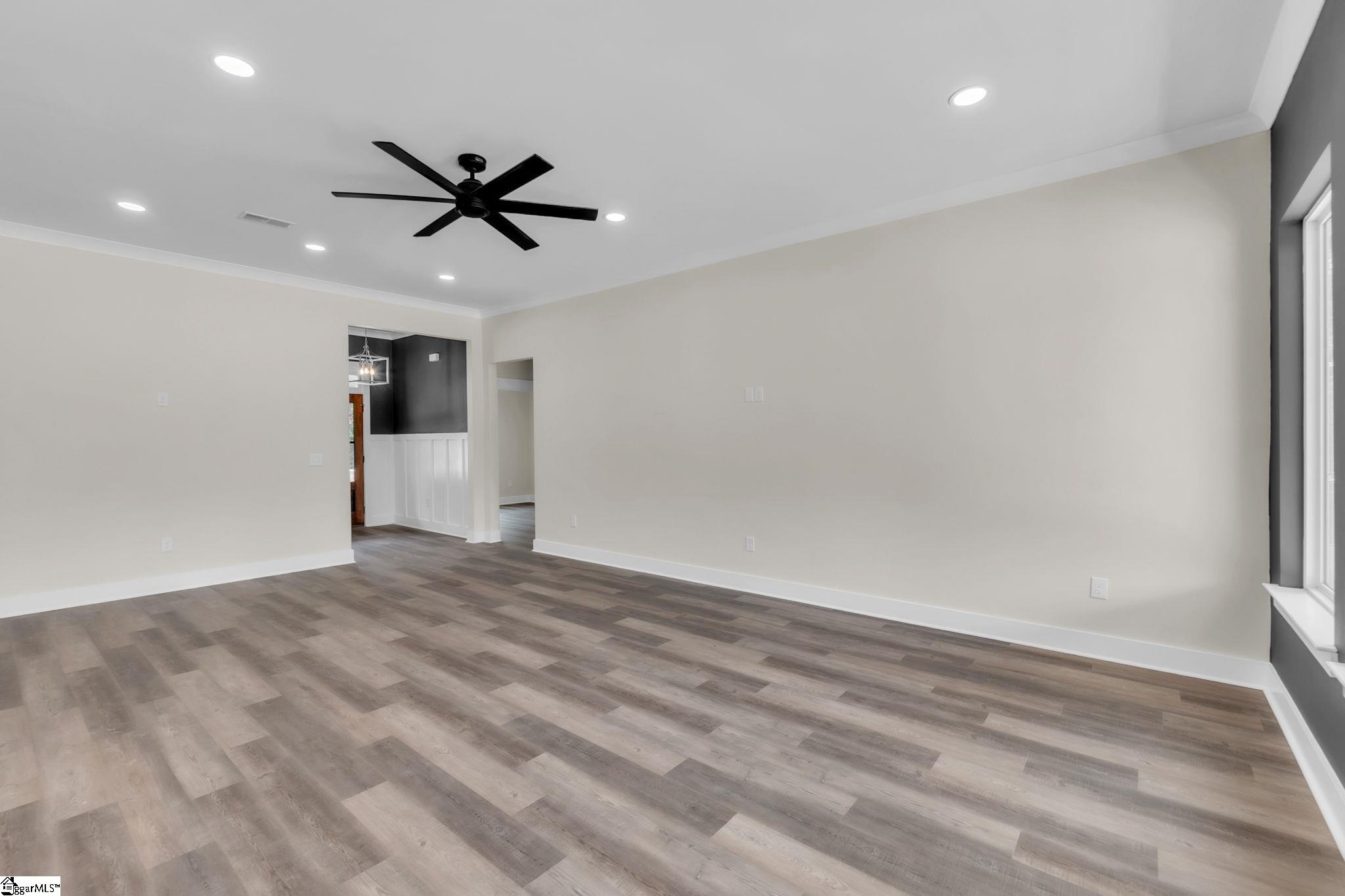 206 Coker Road Property Photo 3