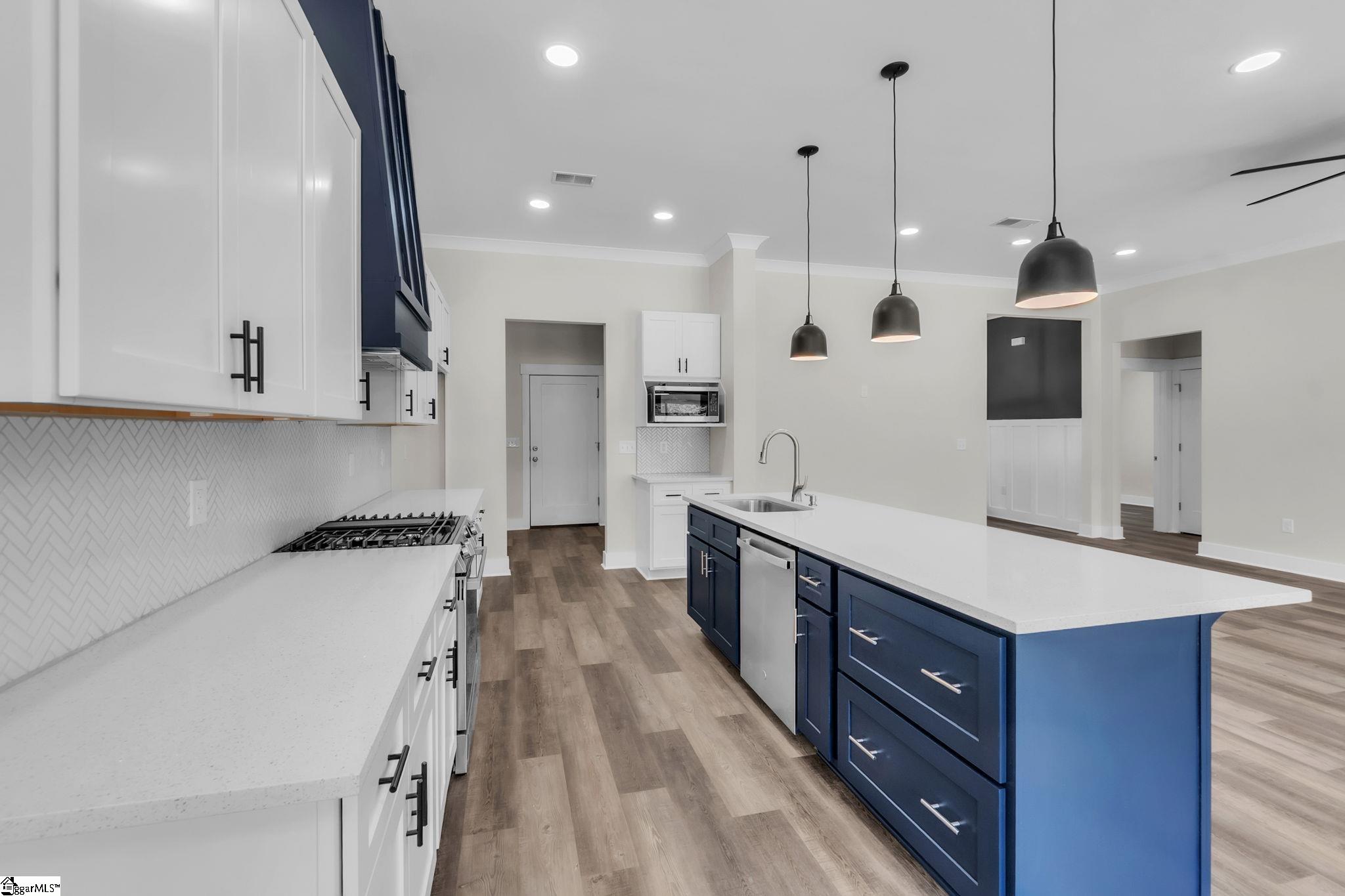 206 Coker Road Property Photo 11
