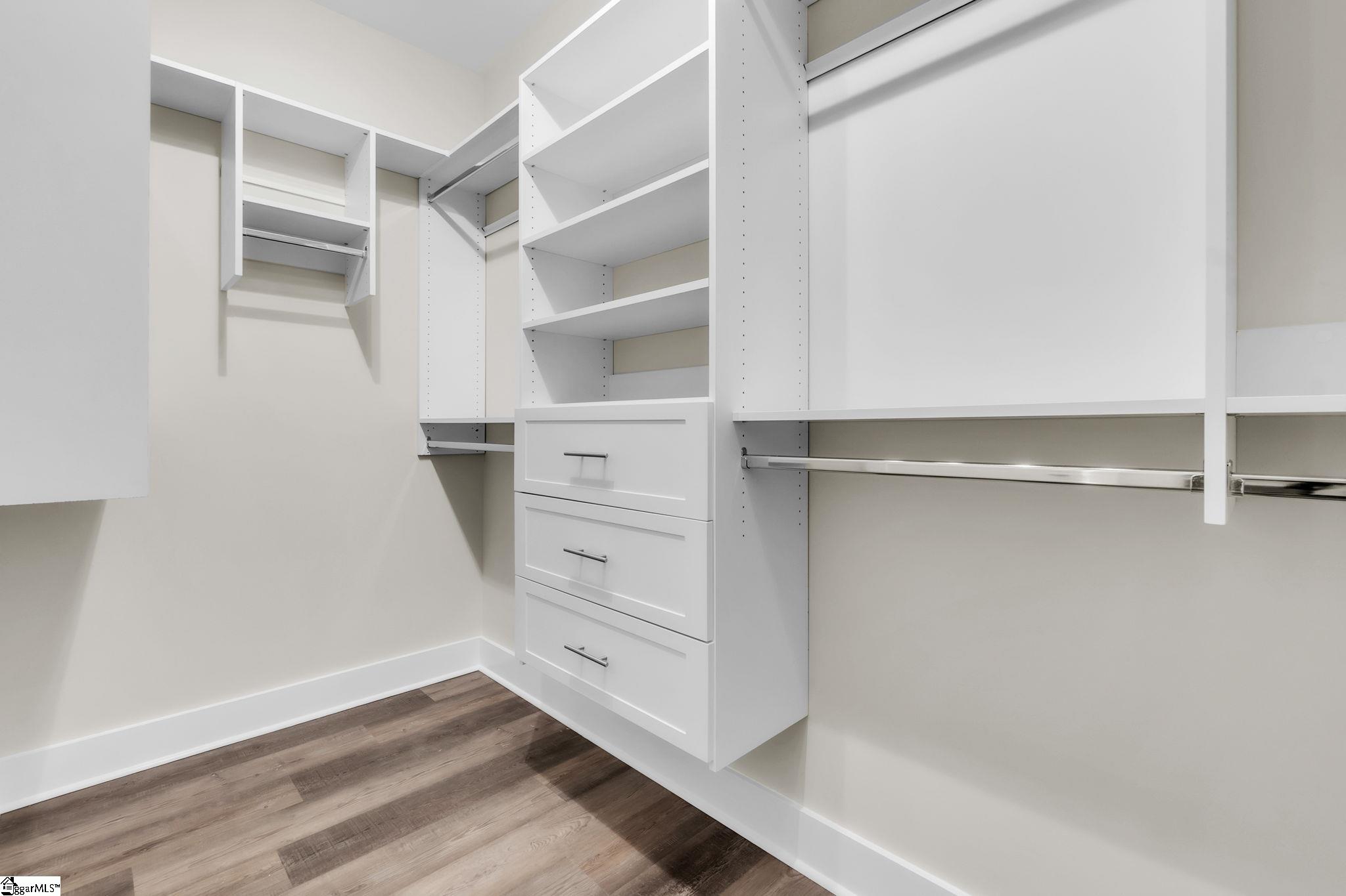 206 Coker Road Property Photo 16