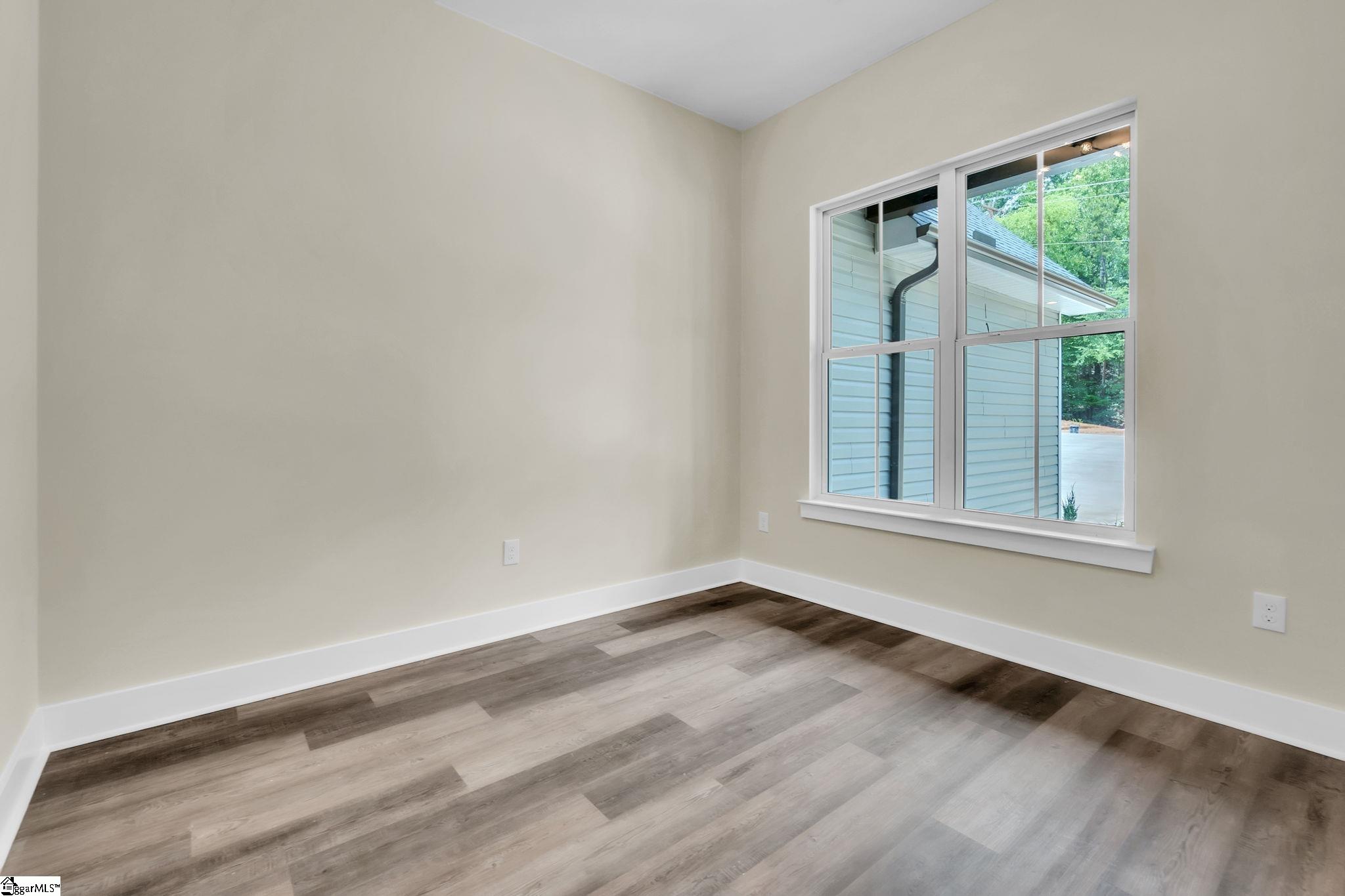 206 Coker Road Property Photo 32