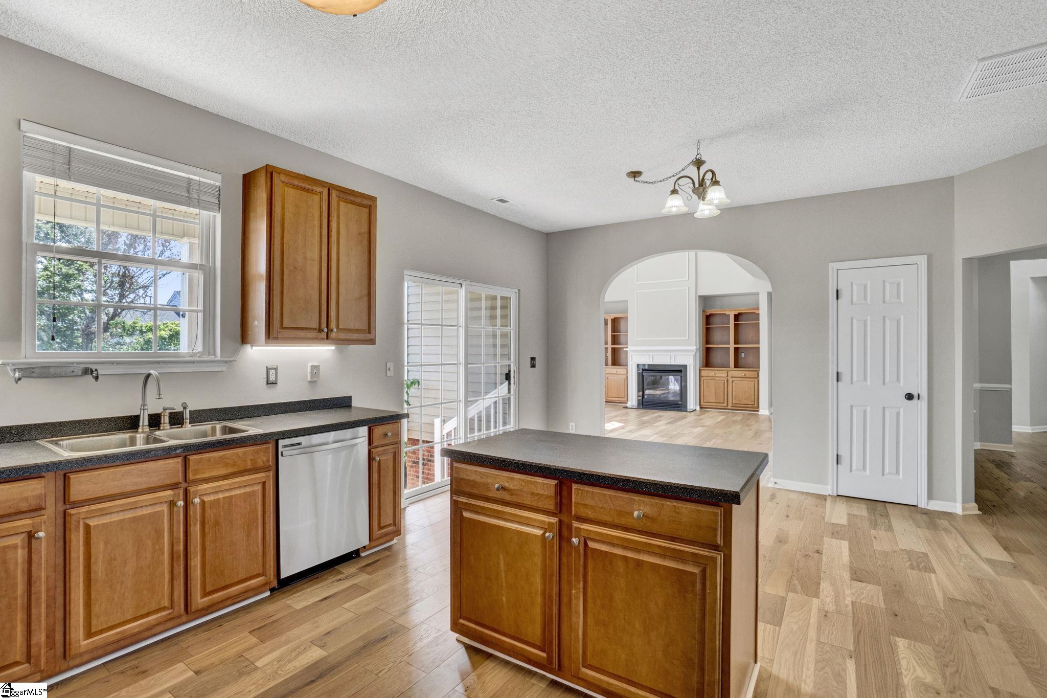 38 Ginger Gold Drive Property Photo 23