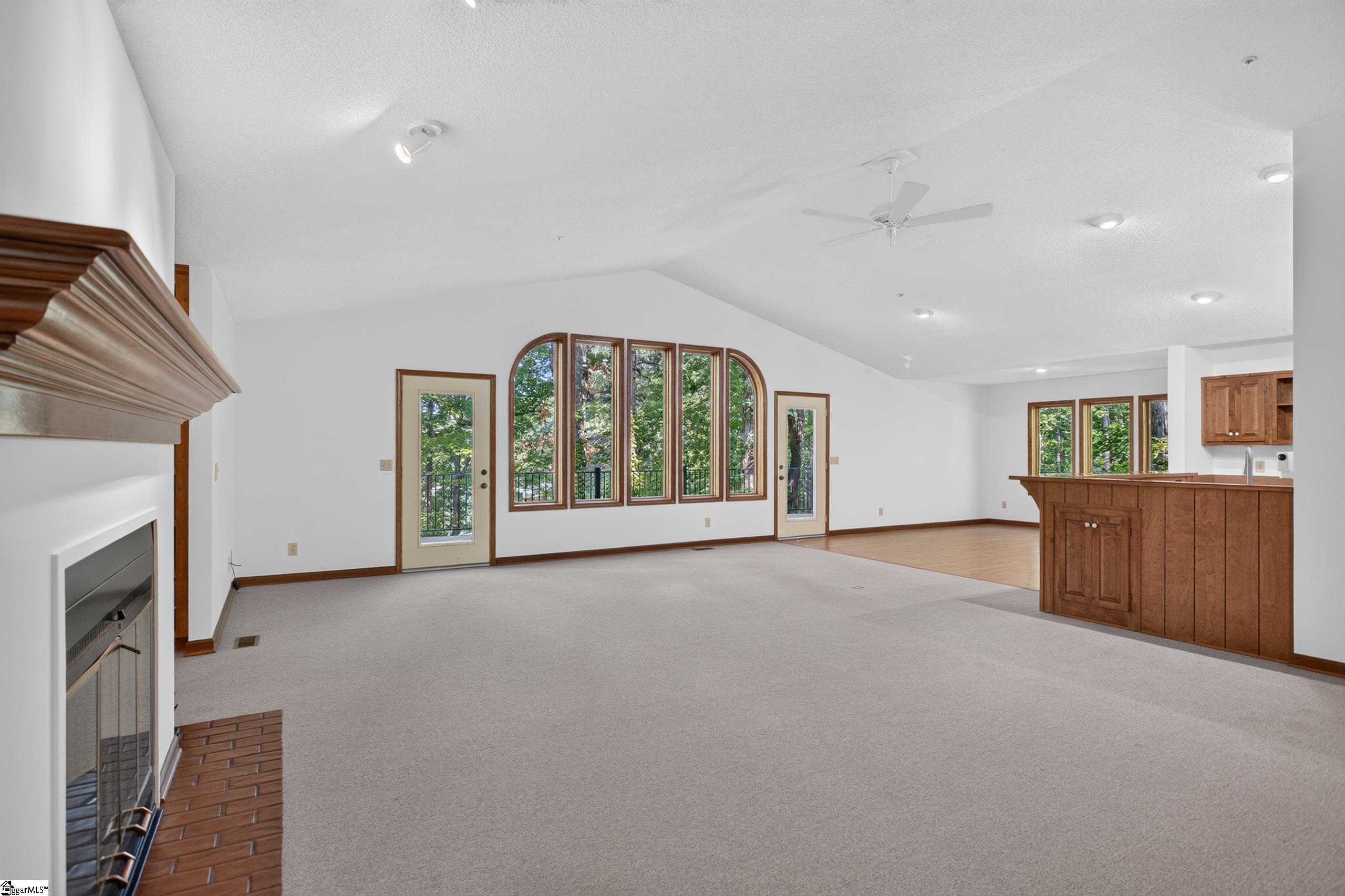 12 Lookout Lane Property Photo 9