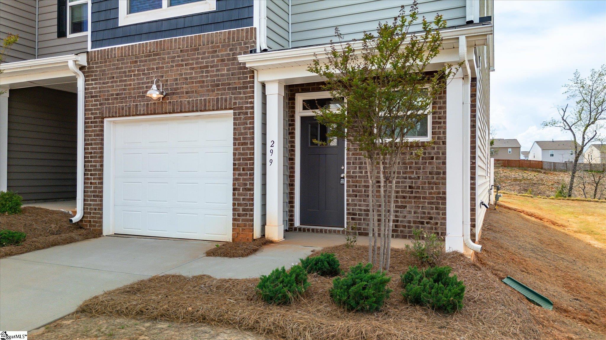 299 E Compass Way Property Photo 25