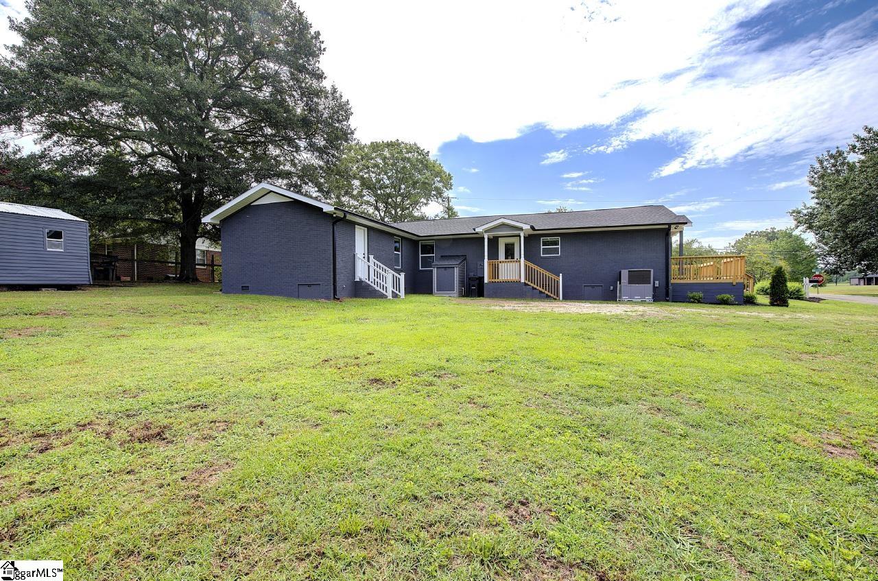 101 Hunter Road Property Photo 3