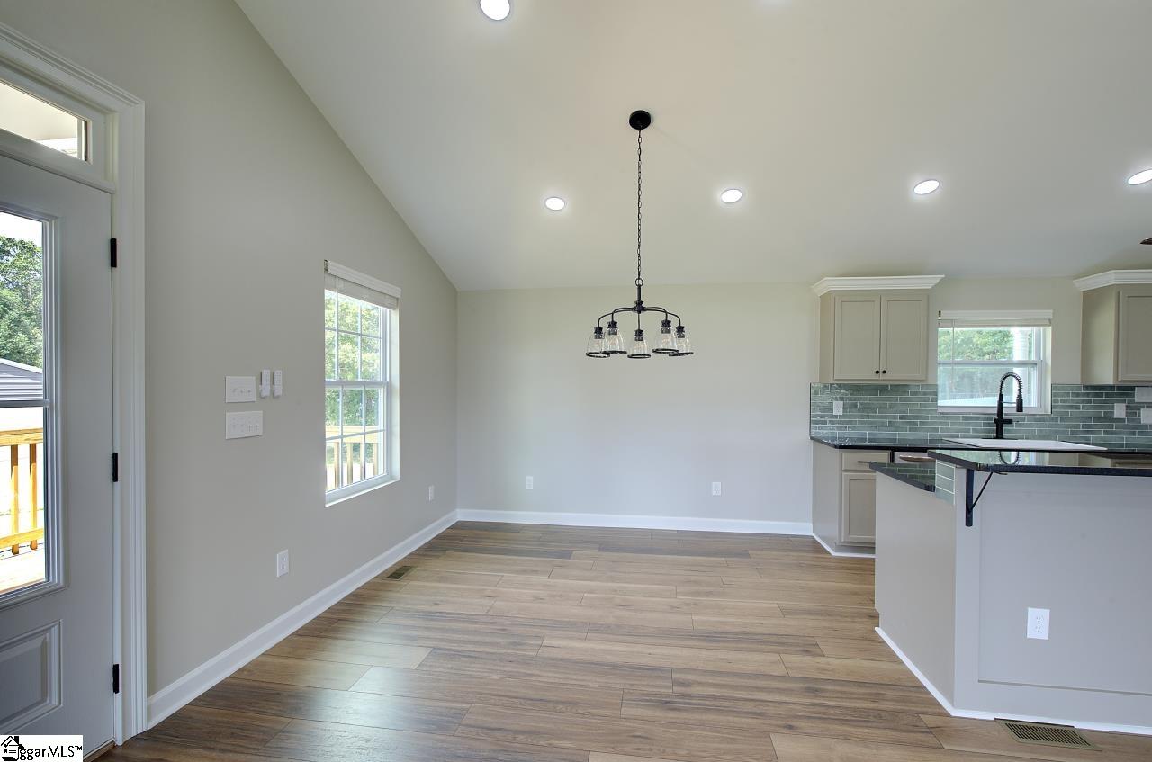 101 Hunter Road Property Photo 14