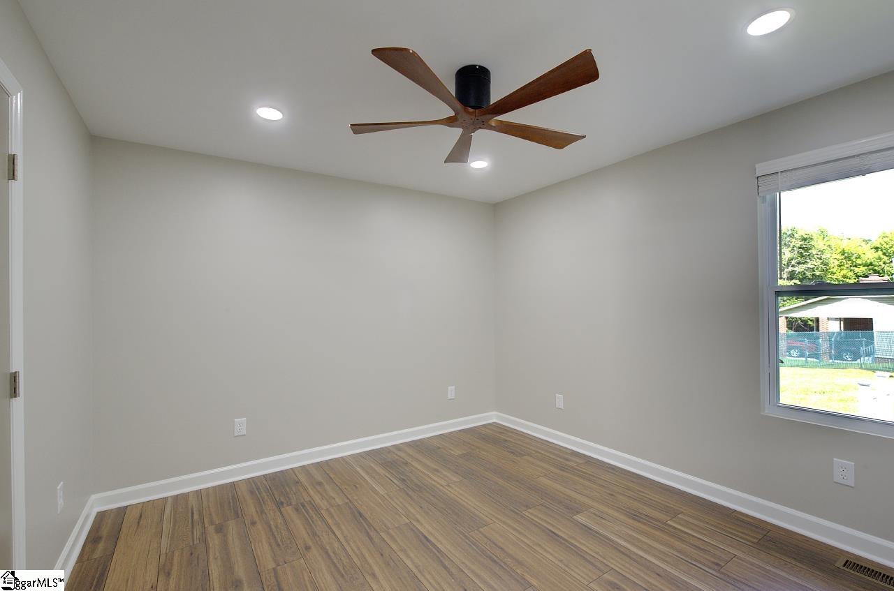 101 Hunter Road Property Photo 32