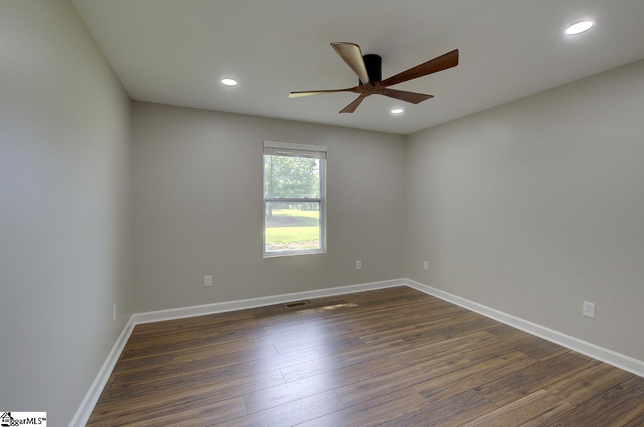 101 Hunter Road Property Photo 34