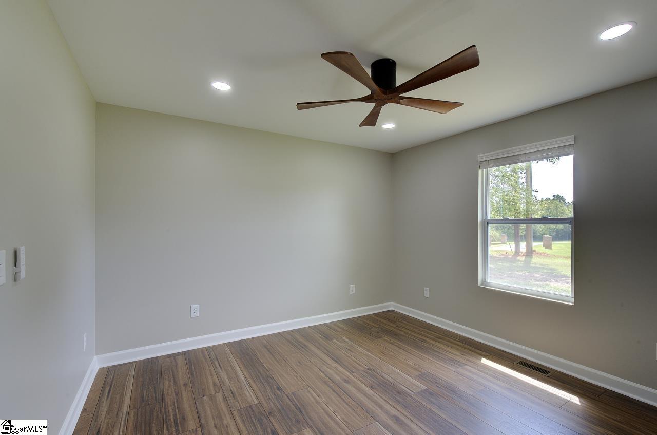 101 Hunter Road Property Photo 38