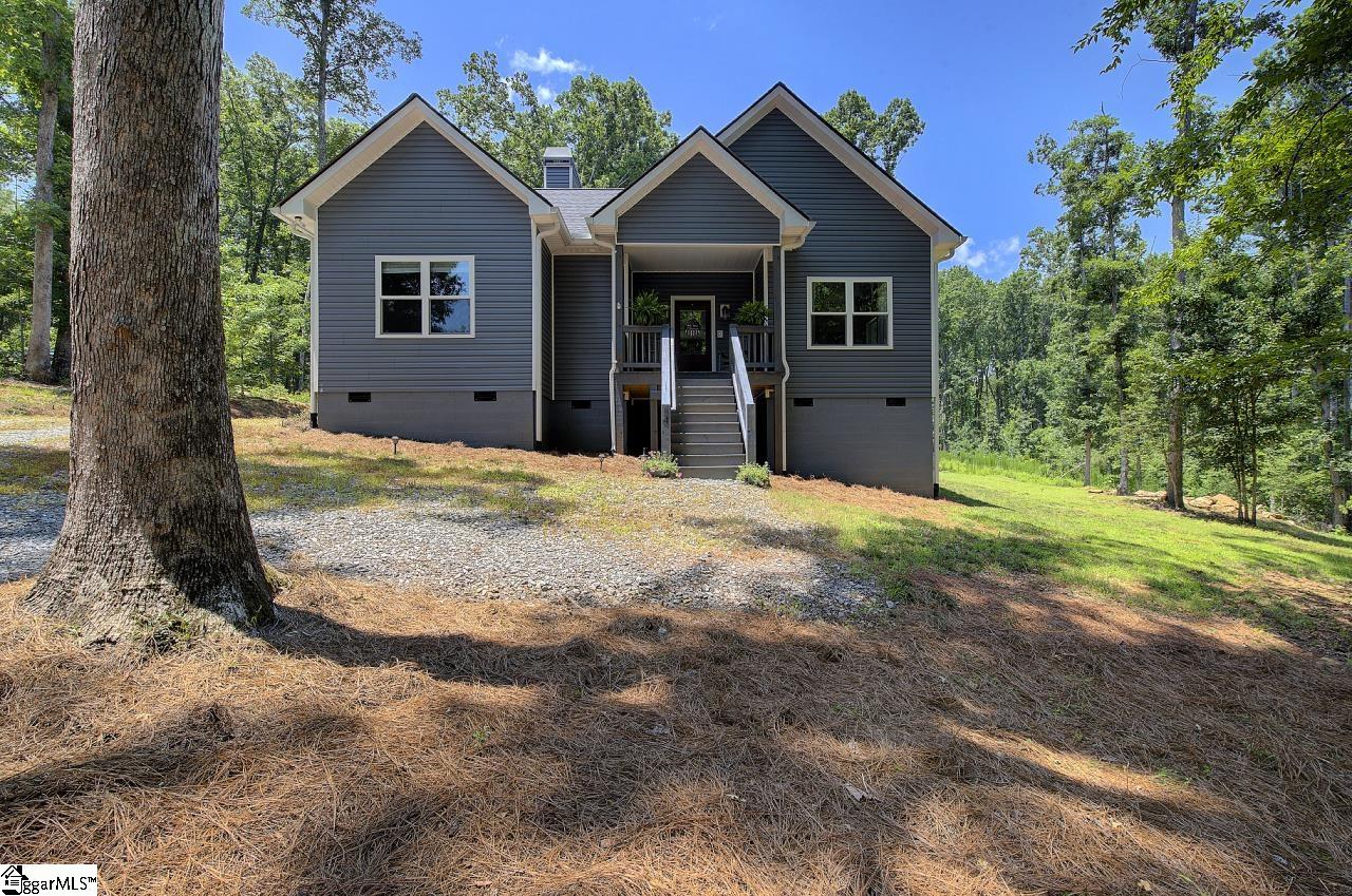 54 Lakeview Road Property Photo 2