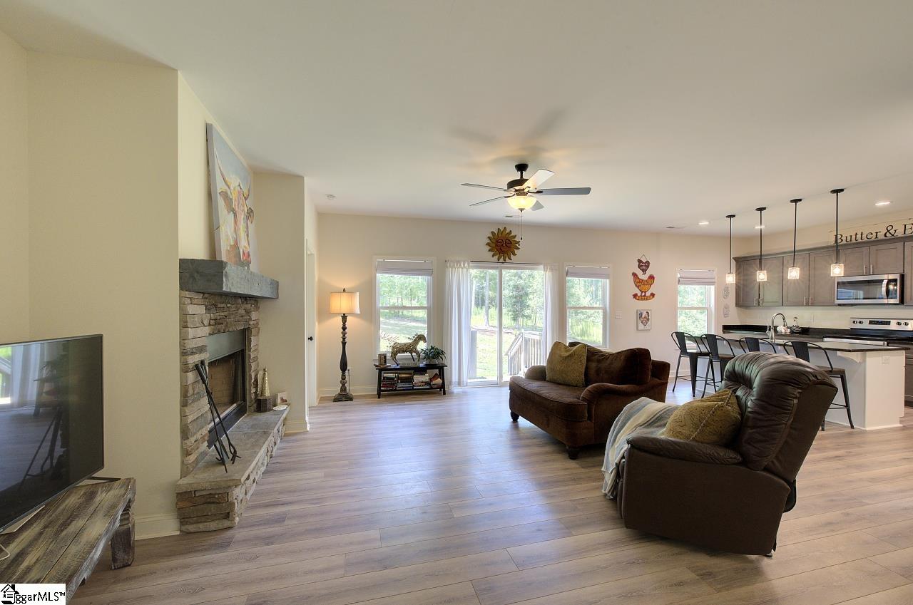 54 Lakeview Road Property Photo 12