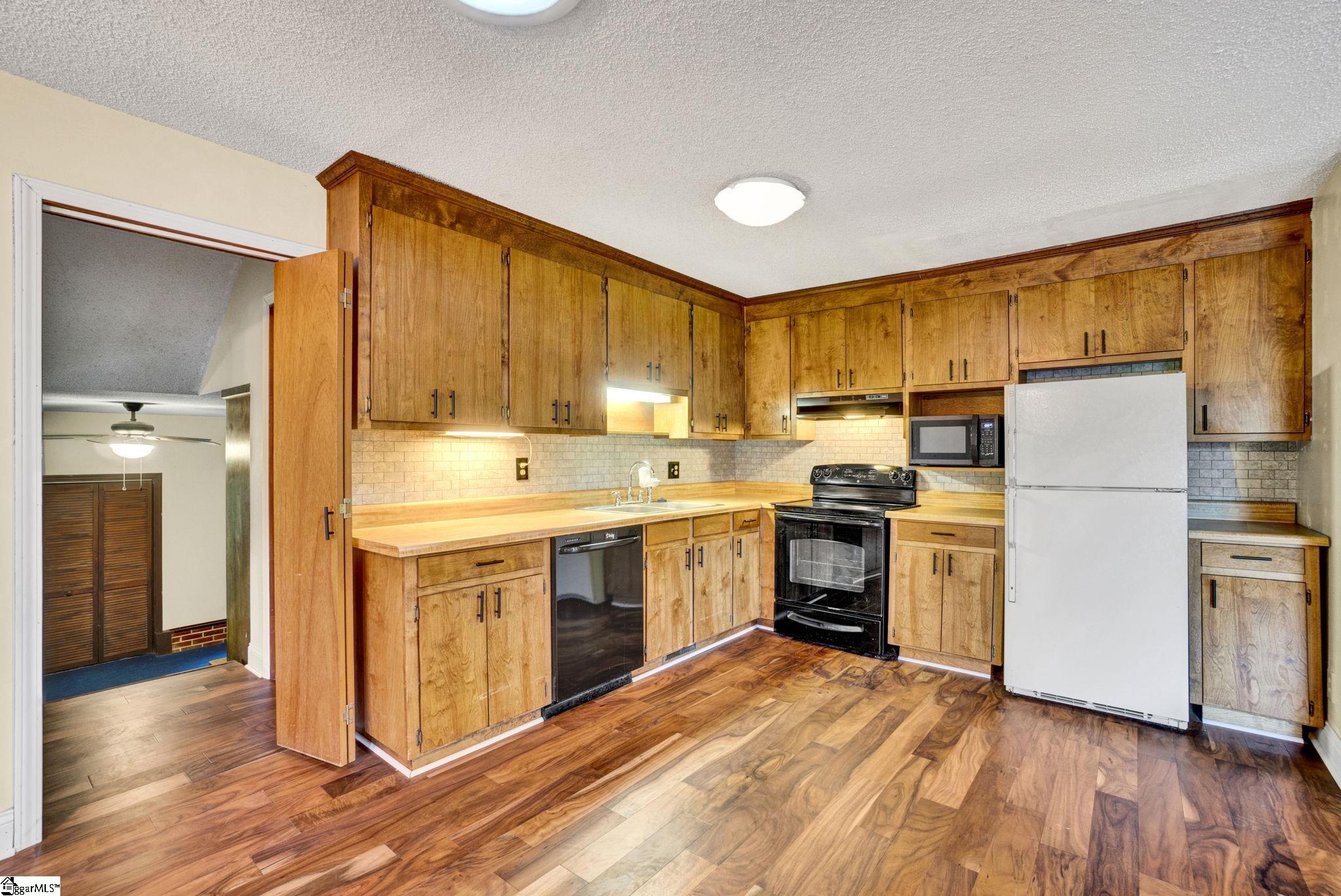 346 Shenandoah Drive Property Photo 16