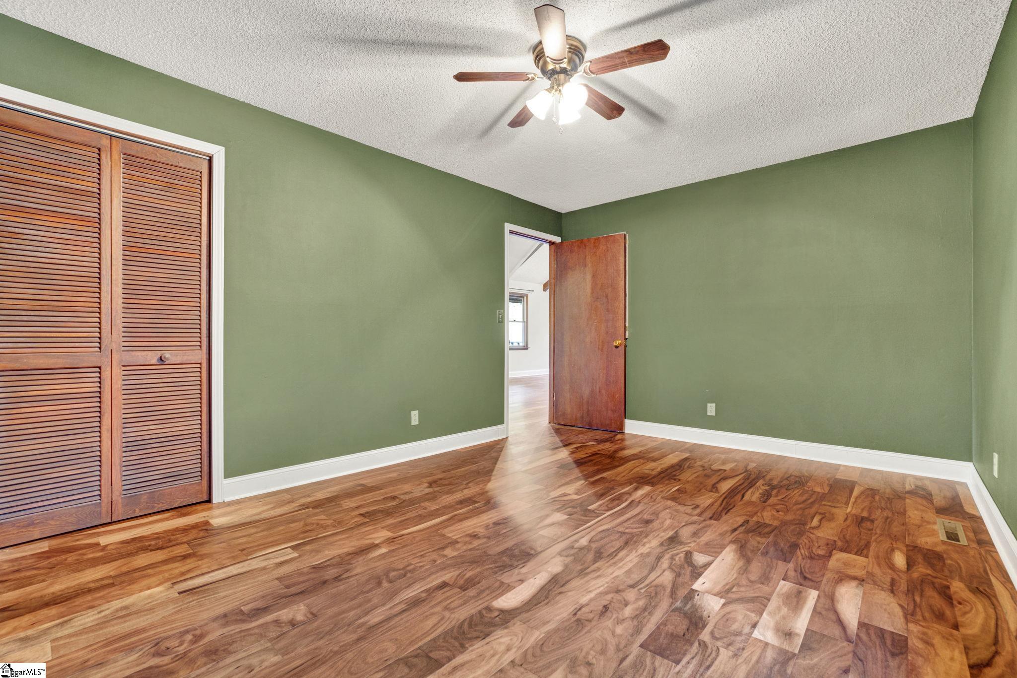 346 Shenandoah Drive Property Photo 24