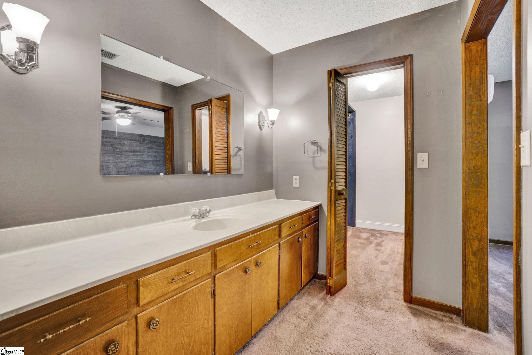 346 Shenandoah Drive Property Photo 31