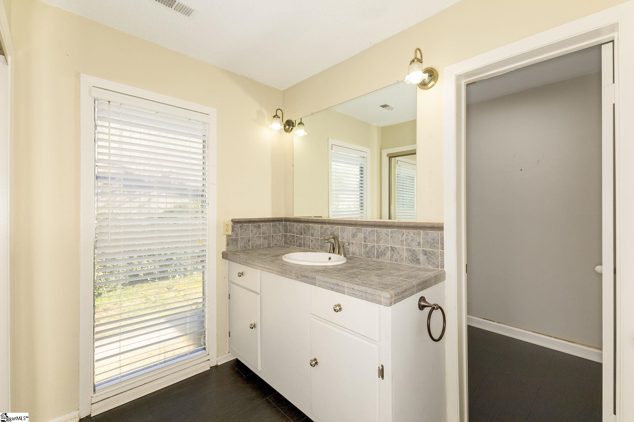125 Inglewood Way Property Photo 20