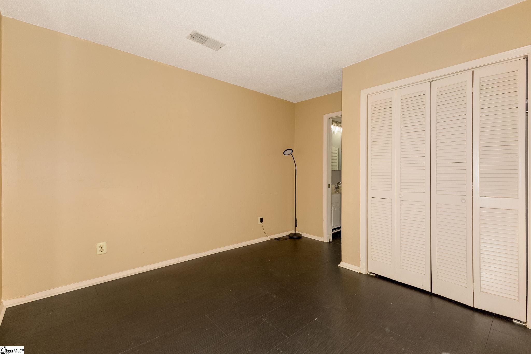 125 Inglewood Way Property Photo 23
