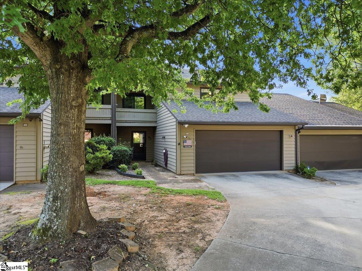 426 Sparrow Hawk Court Property Photo 2