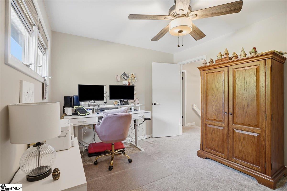426 Sparrow Hawk Court Property Photo 21