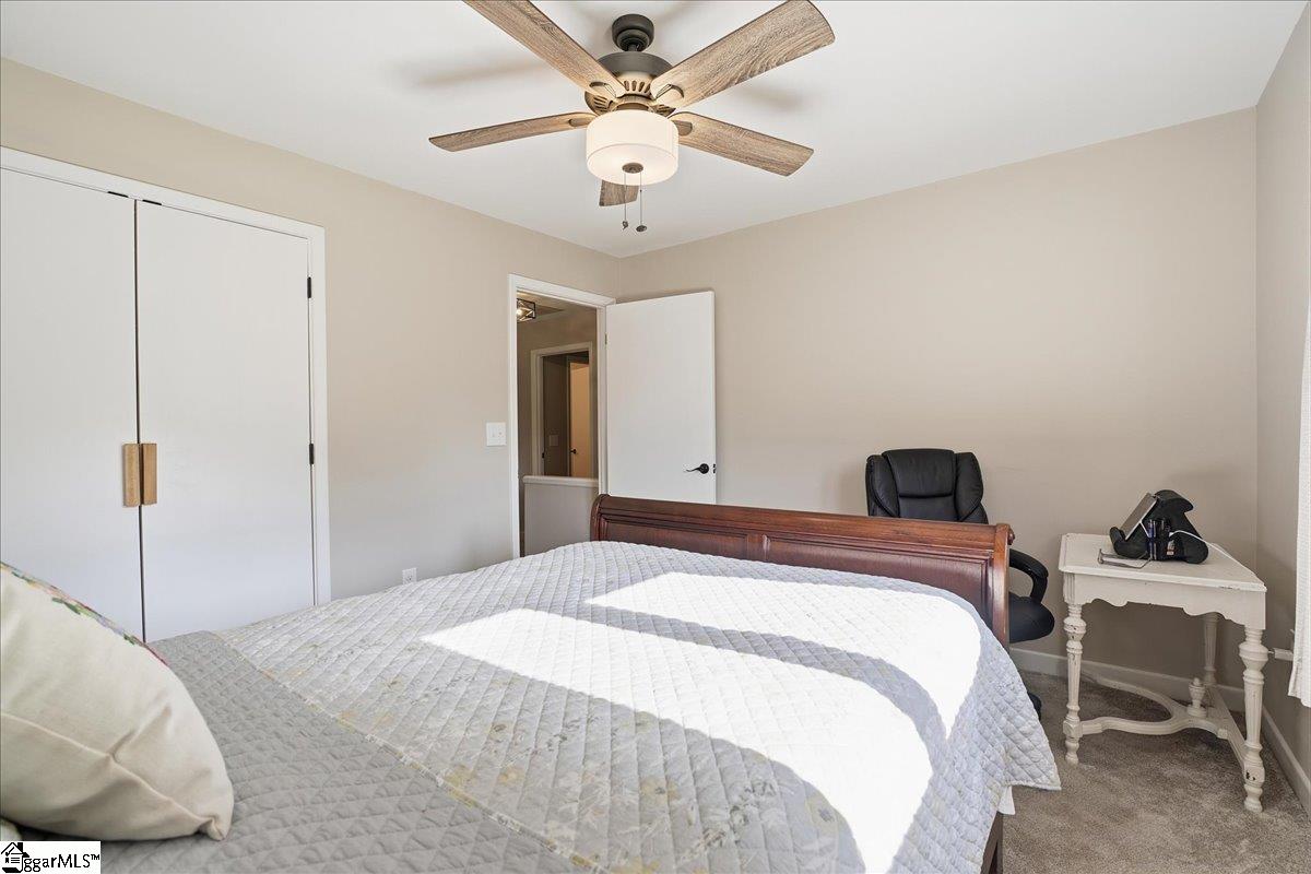 426 Sparrow Hawk Court Property Photo 25