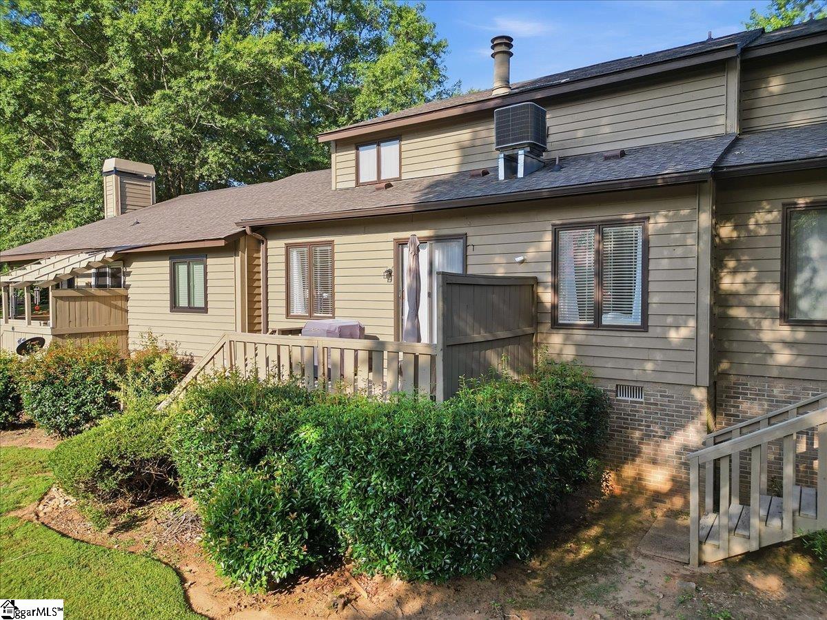 426 Sparrow Hawk Court Property Photo 32