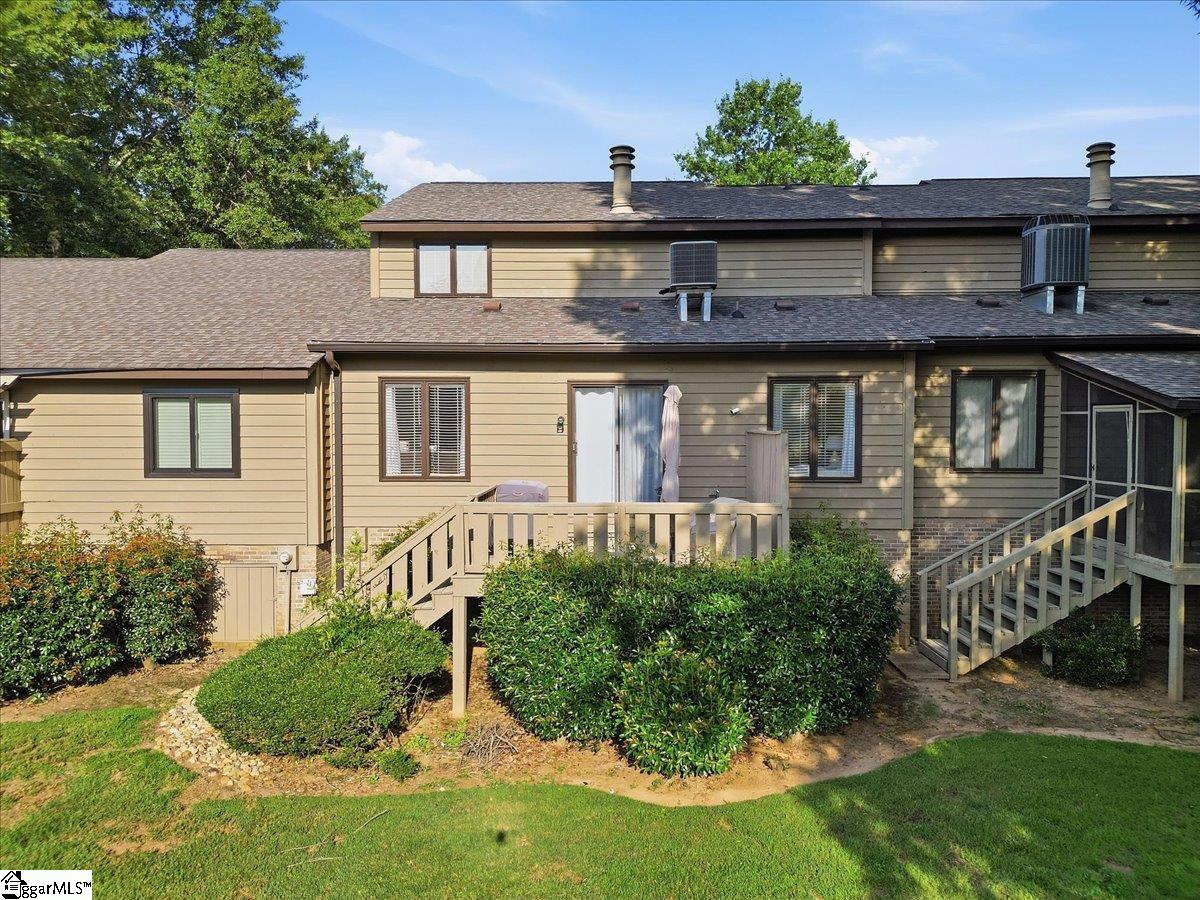 426 Sparrow Hawk Court Property Photo 33