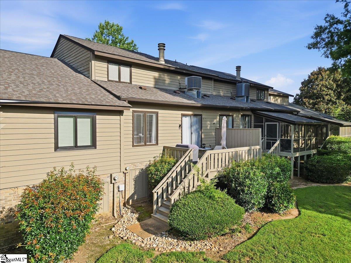426 Sparrow Hawk Court Property Photo 34