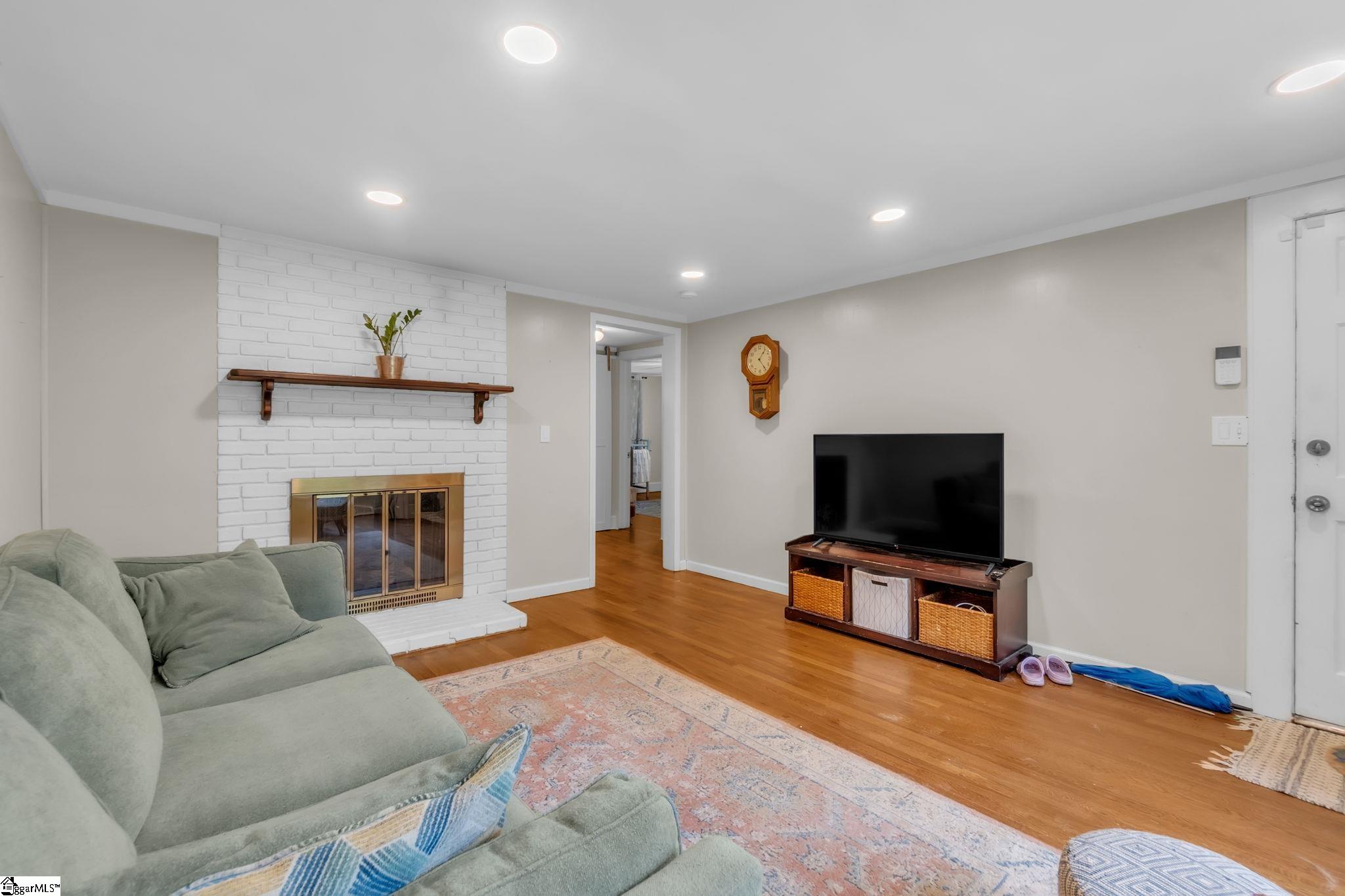 5 Jones Circle Property Photo 10