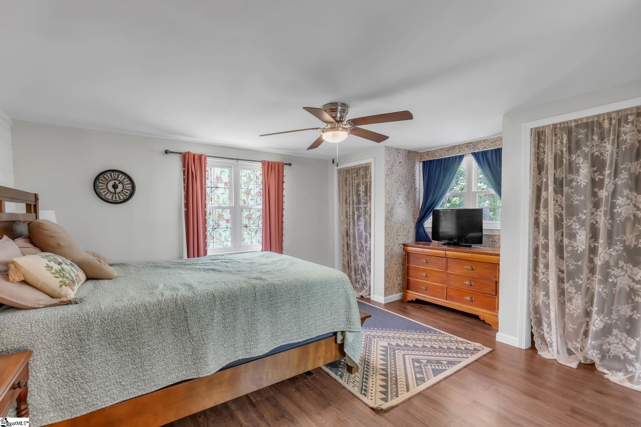 5 Jones Circle Property Photo 23