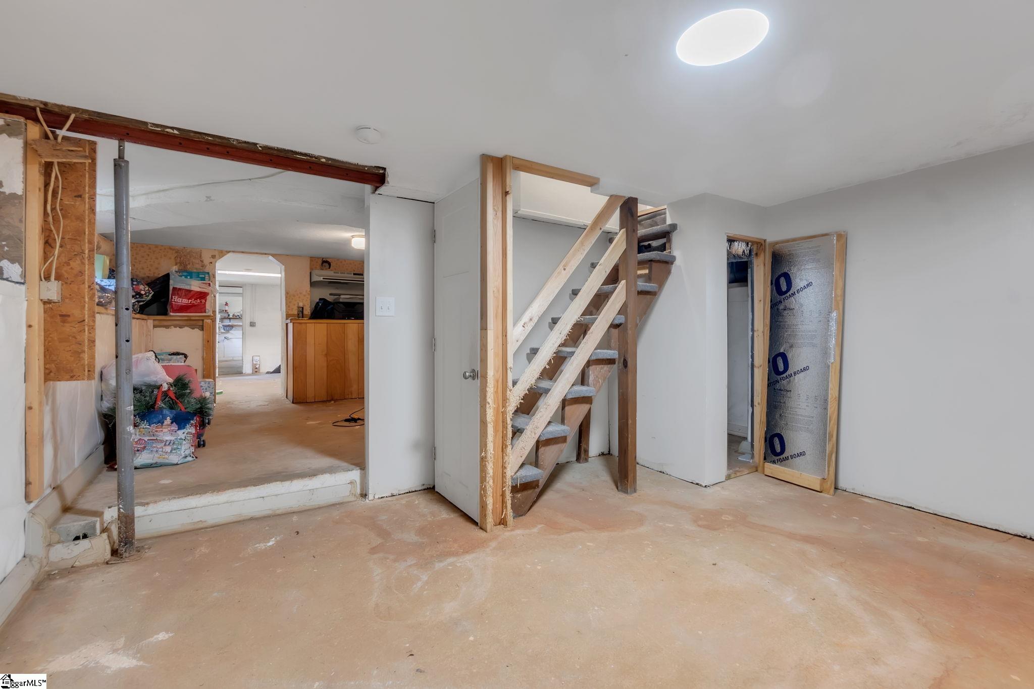 5 Jones Circle Property Photo 33