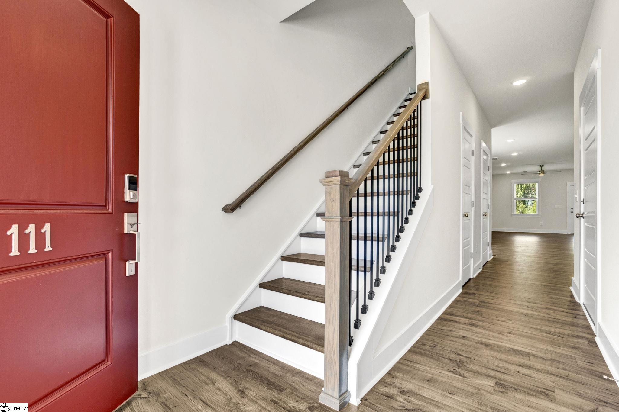 111 Terpack Court Property Photo 6