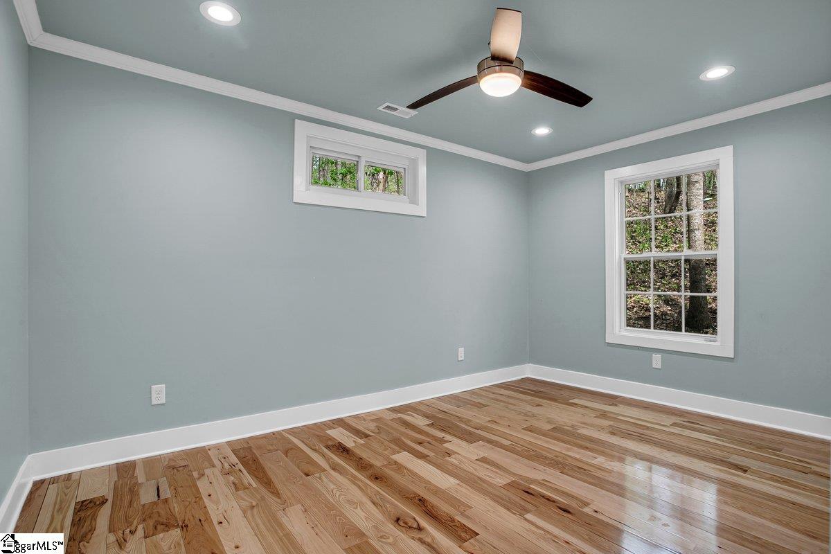 110 Pine Ridge Drive Property Photo 18
