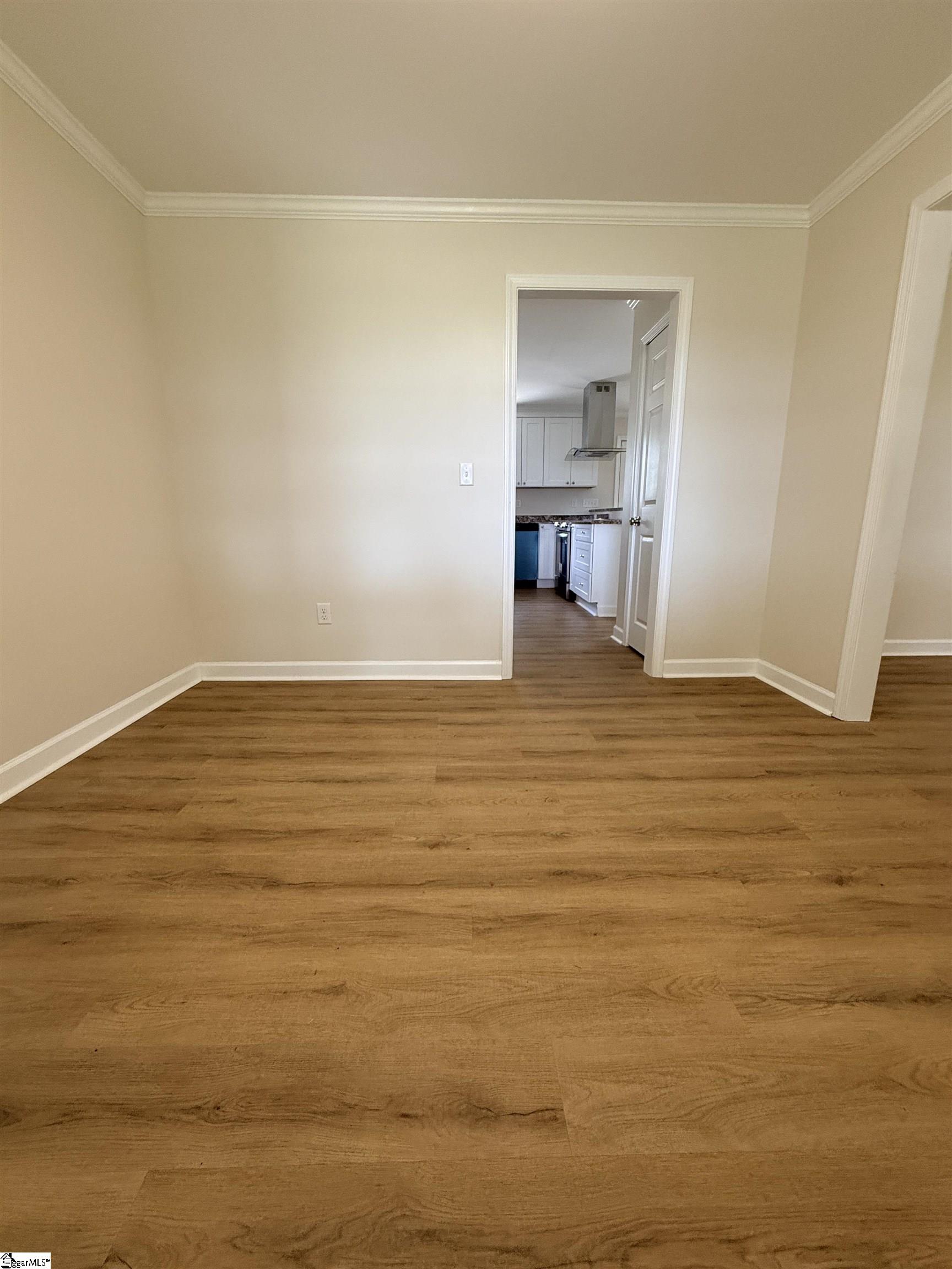 103 Oak Forest Drive Property Photo 17