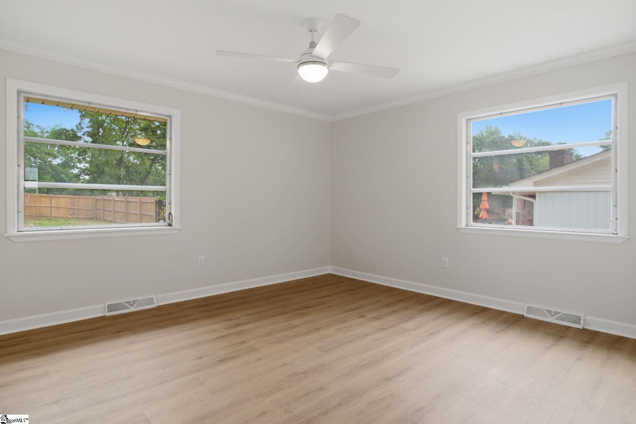 103 Oak Forest Drive Property Photo 21